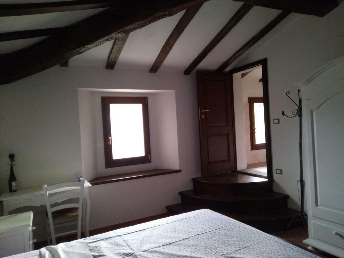 Marzolara. Alloggio per agriturismo Monzuno