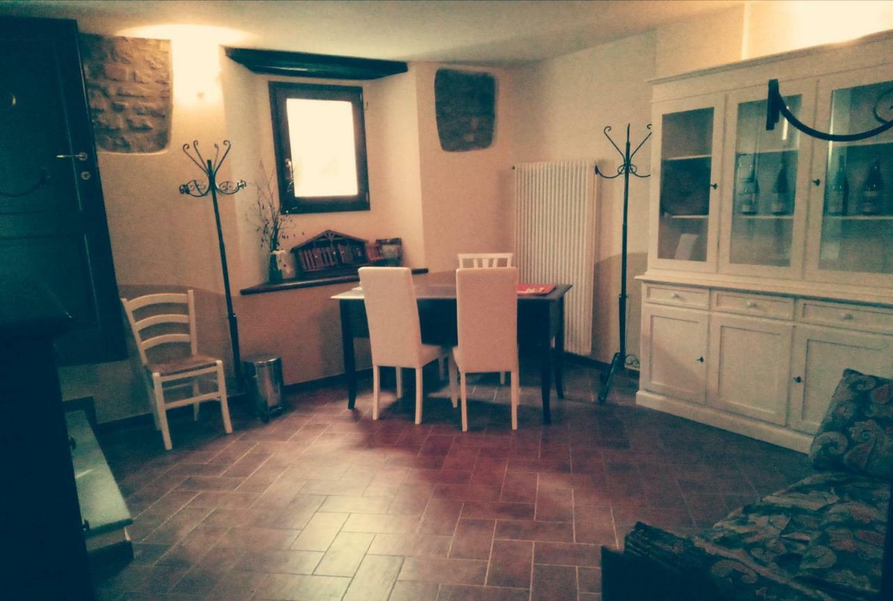 Alloggio per agriturismo Marzolara. *